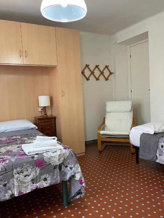 Casa Violetta Bed & Breakfast Marina di Massa Exterior photo